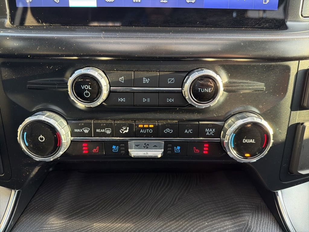 Certified 2023 Ford F150 Platinum w/ Equipment Group 701A High image 33