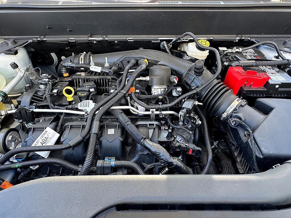 Certified 2024 Ford Maverick Lariat image 30