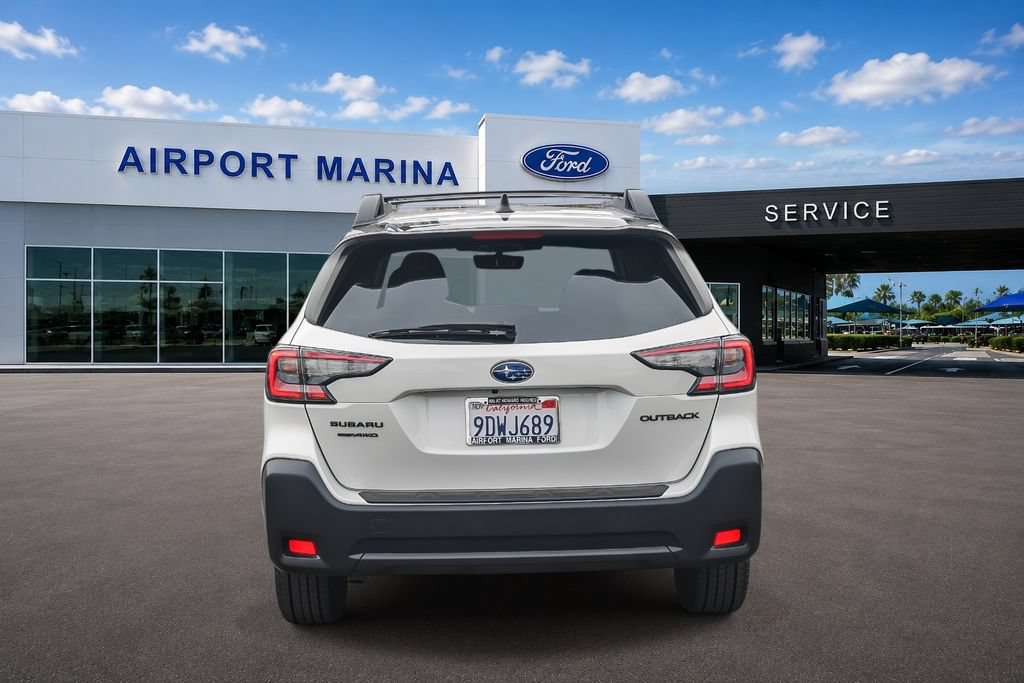 Used 2023 Subaru Outback Onyx Edition AWD/4WD image 7