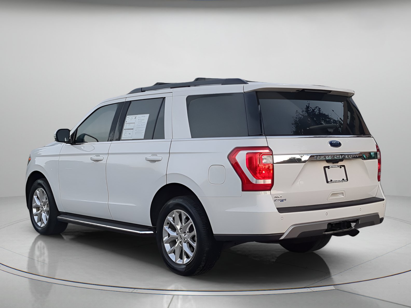 Certified 2021 Ford Expedition XLT RWD image 42