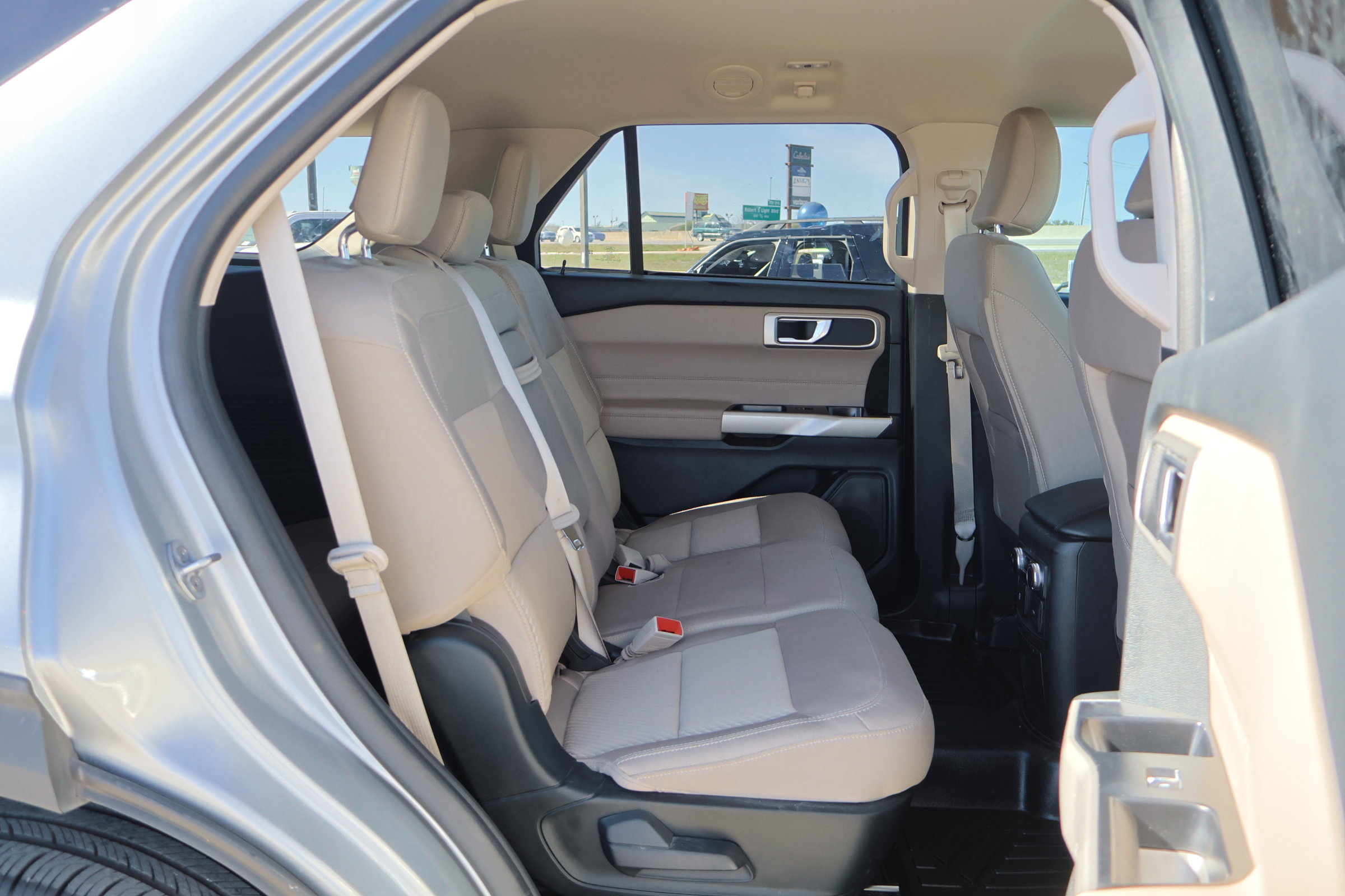 Certified 2023 Ford Explorer XLT image 45