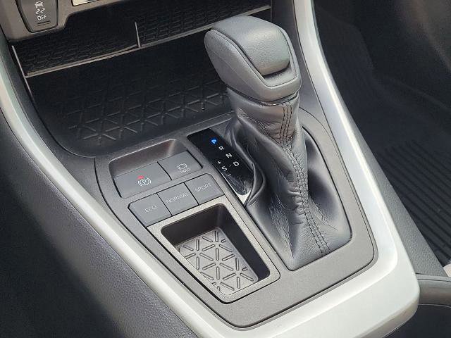 Used 2023 Toyota RAV4 XLE w/ Convenience Package FWD image 33