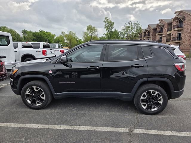 Used 2018 Jeep Compass Trailhawk w/ Leather Interior Group AWD/4WD image 2