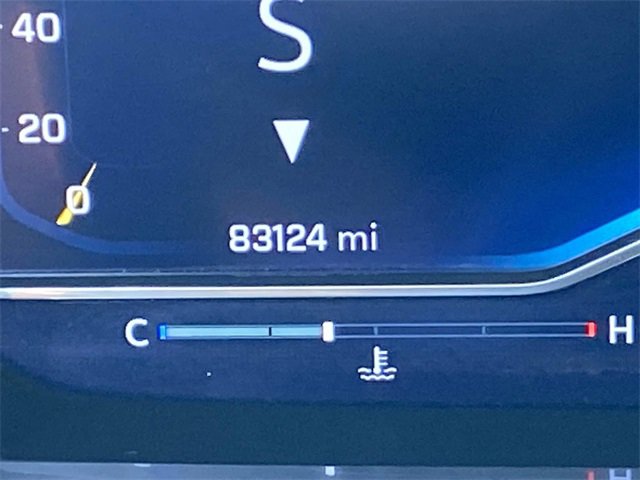 Used 2023 Chevrolet Suburban LT image 35