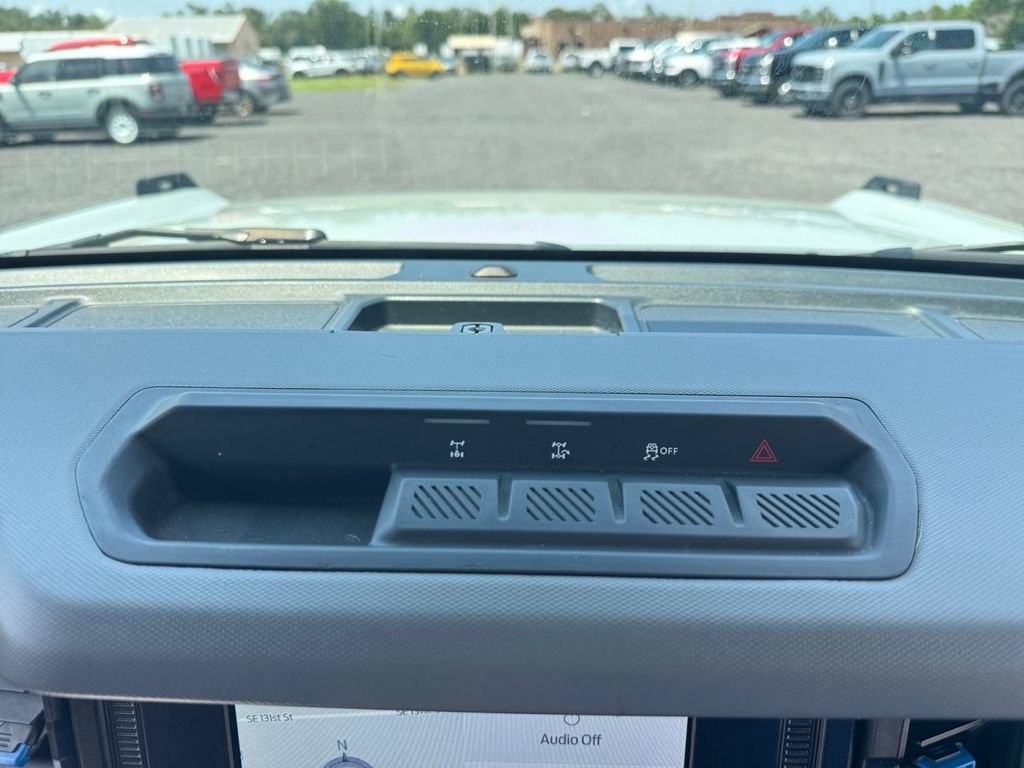 Certified 2021 Ford Bronco Black Diamond AWD/4WD image 20
