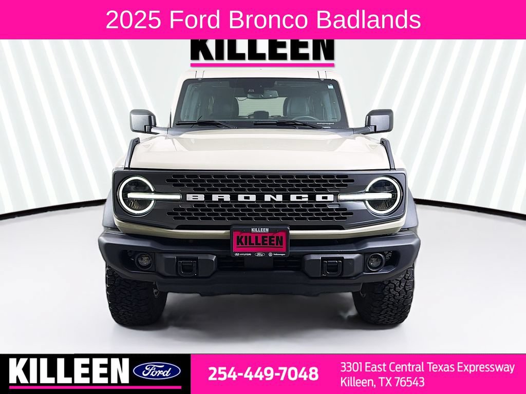 Certified 2025 Ford Bronco Badlands AWD/4WD image 2