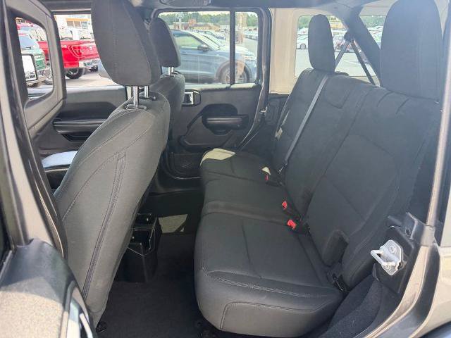 Used 2018 Jeep Wrangler Unlimited Sport S AWD/4WD image 13