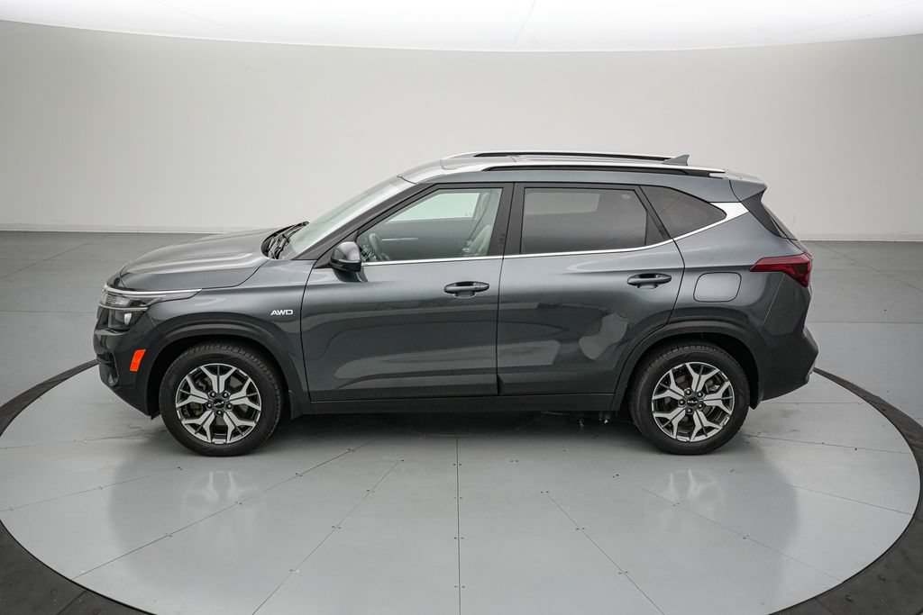 Used 2023 Kia Seltos EX AWD/4WD image 7