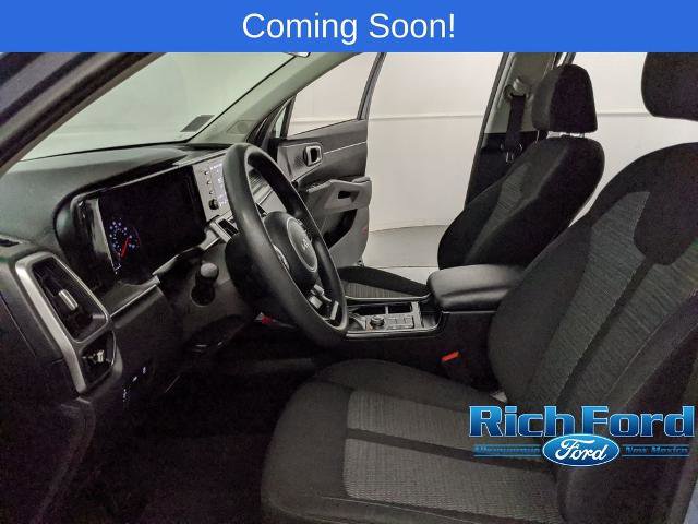 Used 2022 Kia Sorento LX AWD/4WD image 17