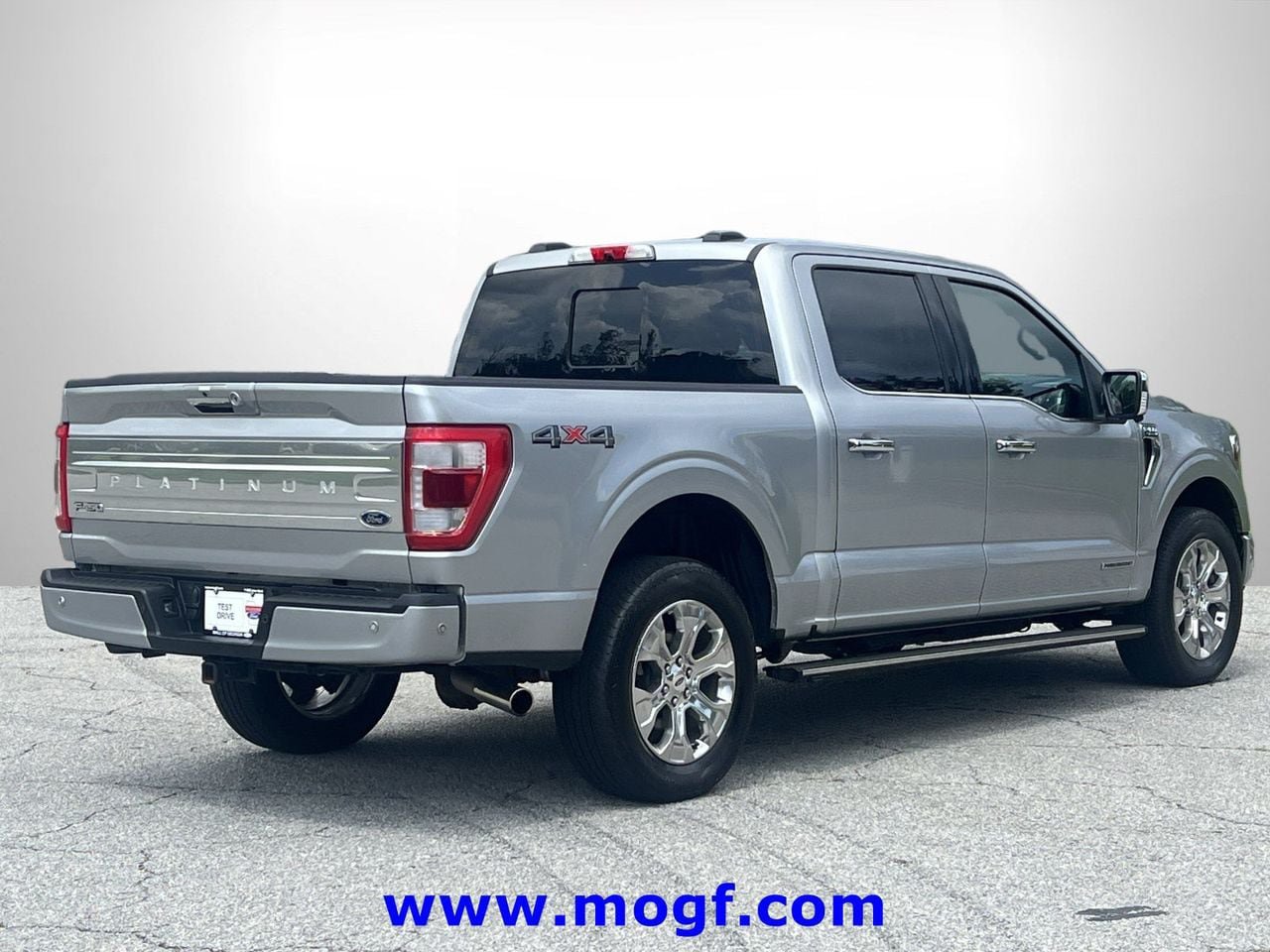 Certified 2022 Ford F150 Platinum w/ Equipment Group 701A High AWD/4WD image 3