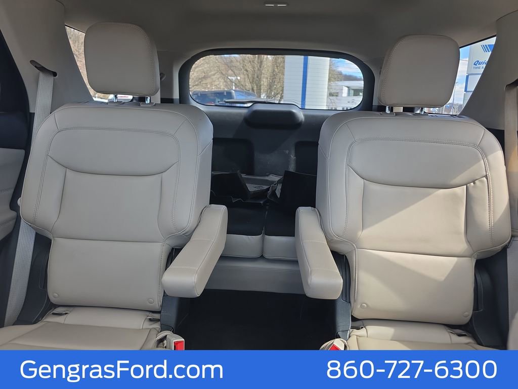 Certified 2022 Ford Explorer XLT w/ Equipment Group 202A image 29