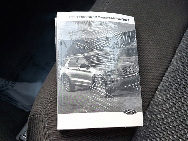 Certified 2023 Ford Explorer XLT image 26