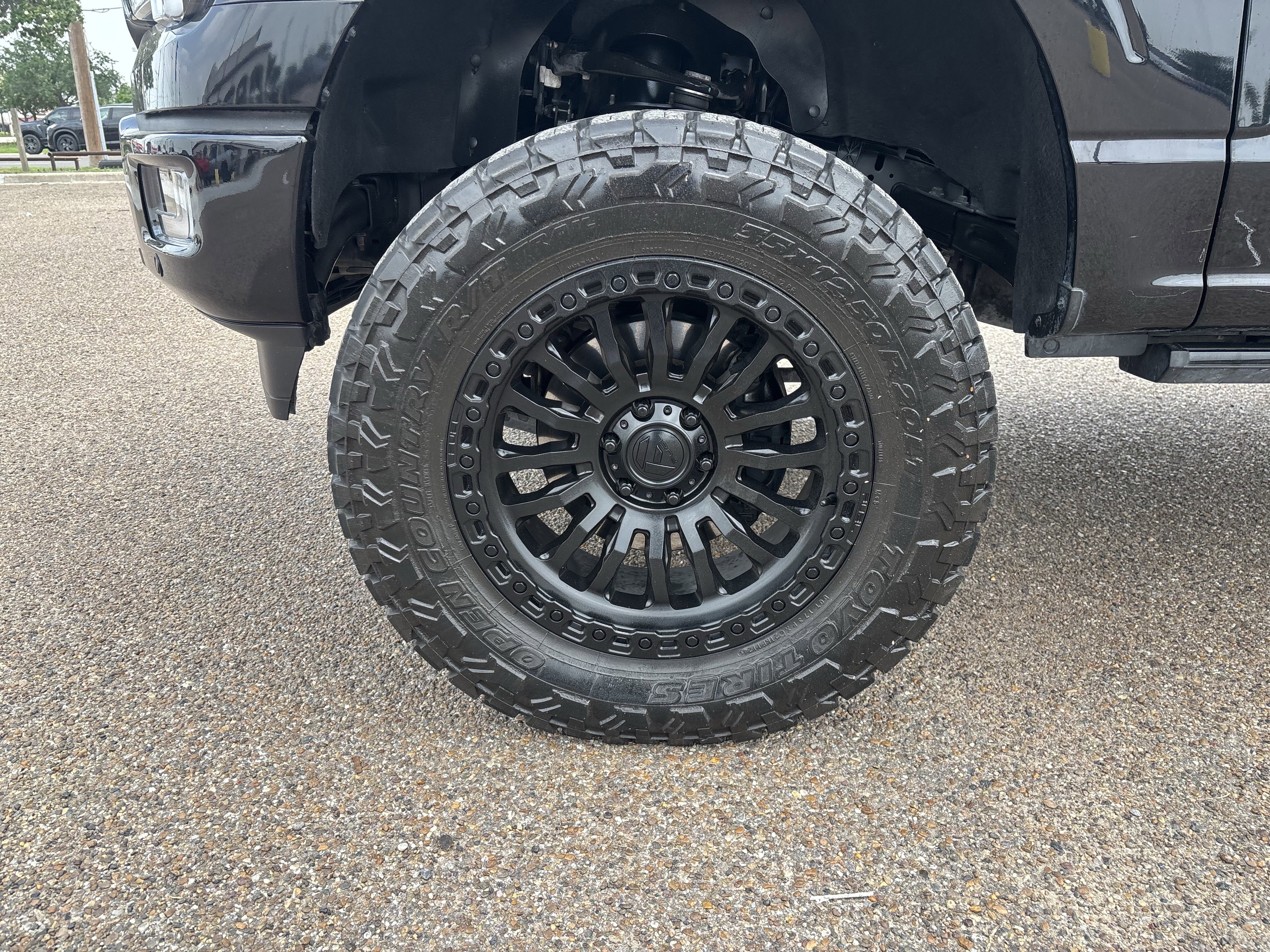 Certified 2024 Ford F150 Platinum w/ FX4 Off-Road Package AWD/4WD image 8