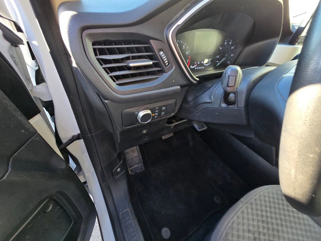 Certified 2020 Ford Escape SE image 10