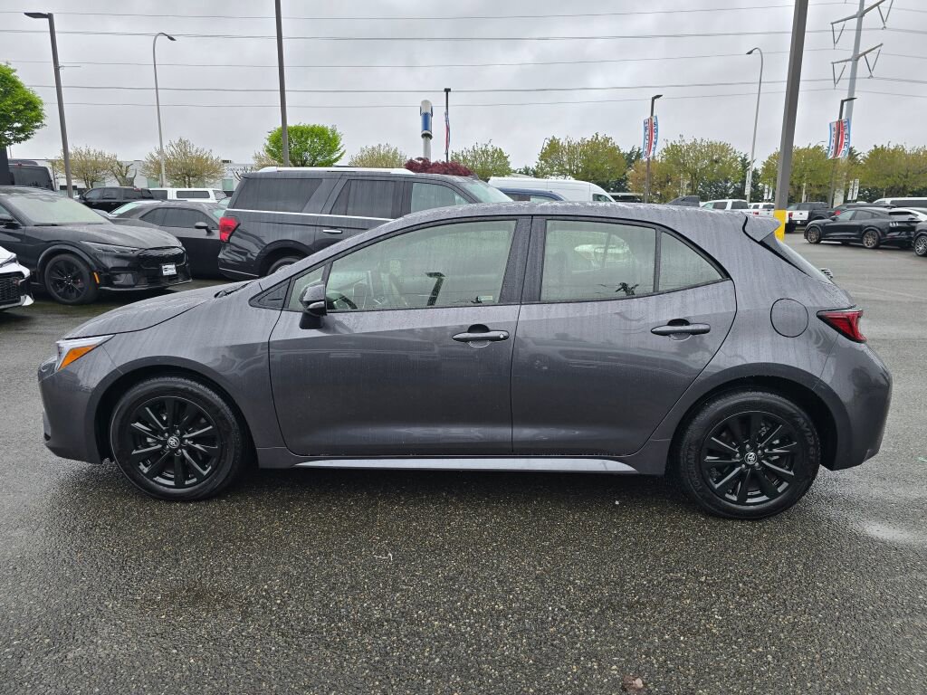 Used 2026 Toyota Corolla SE FWD image 9