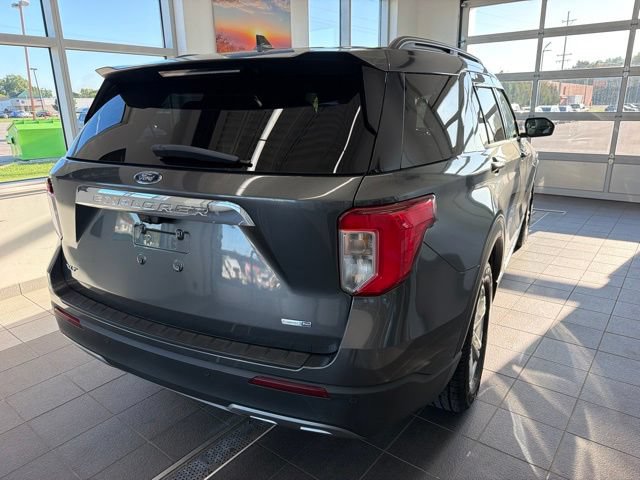 Certified 2020 Ford Explorer XLT w/ Equipment Group 202A AWD/4WD image 5