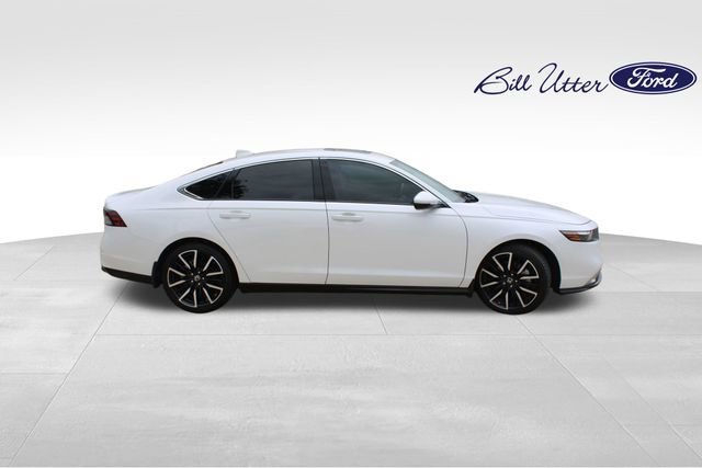 Used 2024 Honda Accord Touring image 4