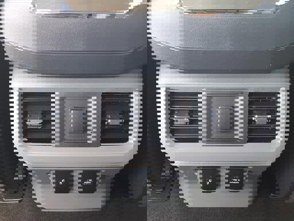 Certified 2024 Ford F150 Lariat w/ FX4 Off-Road Package image 18