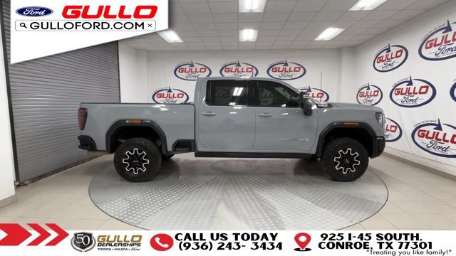 Used 2025 GMC Sierra 2500 AT4X AWD/4WD image 9