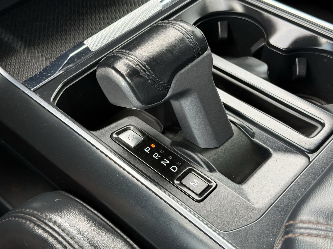 Certified 2022 Ford F150 Raptor w/ Equipment Group 801A High image 21