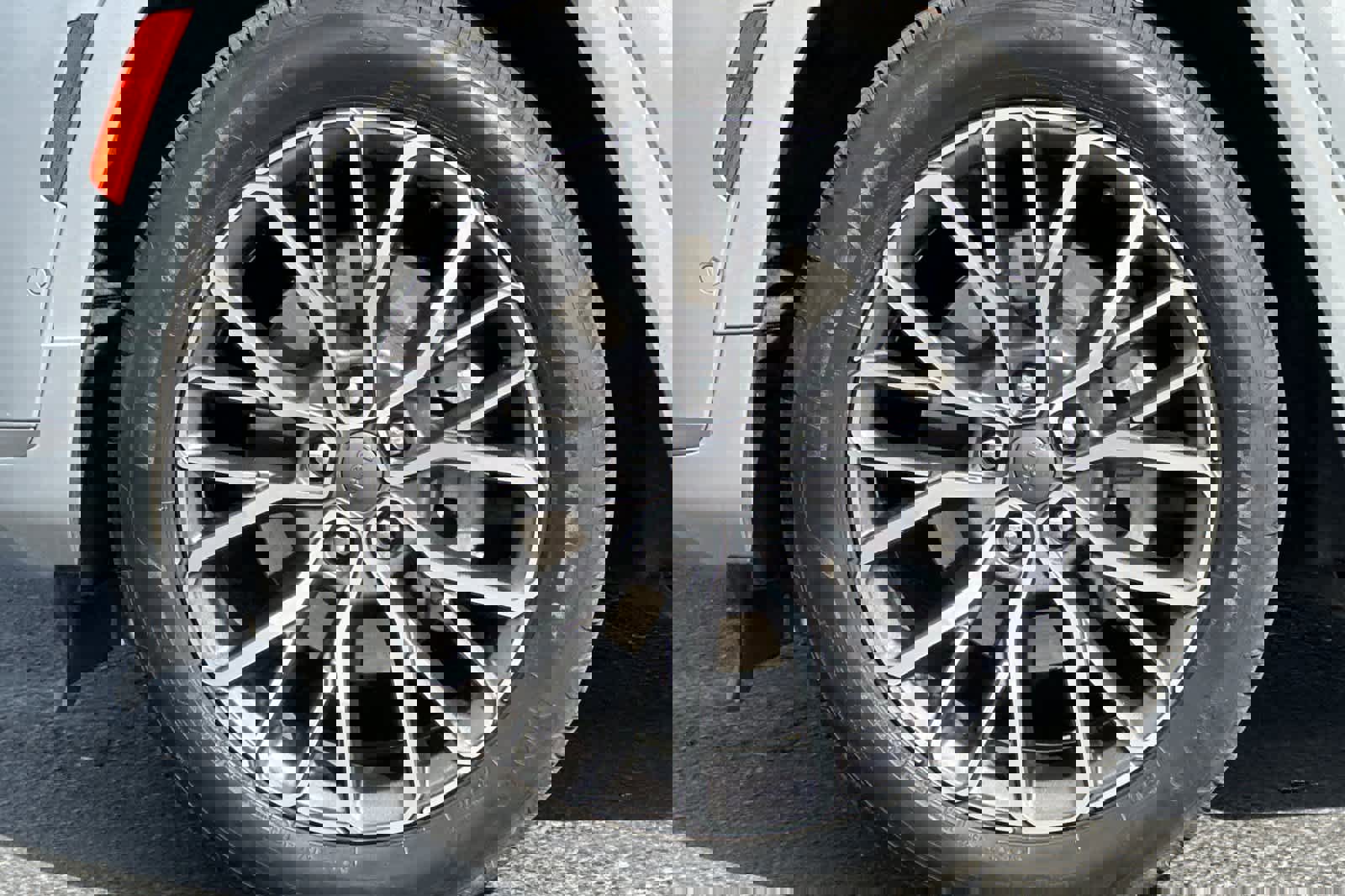 Used 2023 Jeep Grand Cherokee L Summit image 27