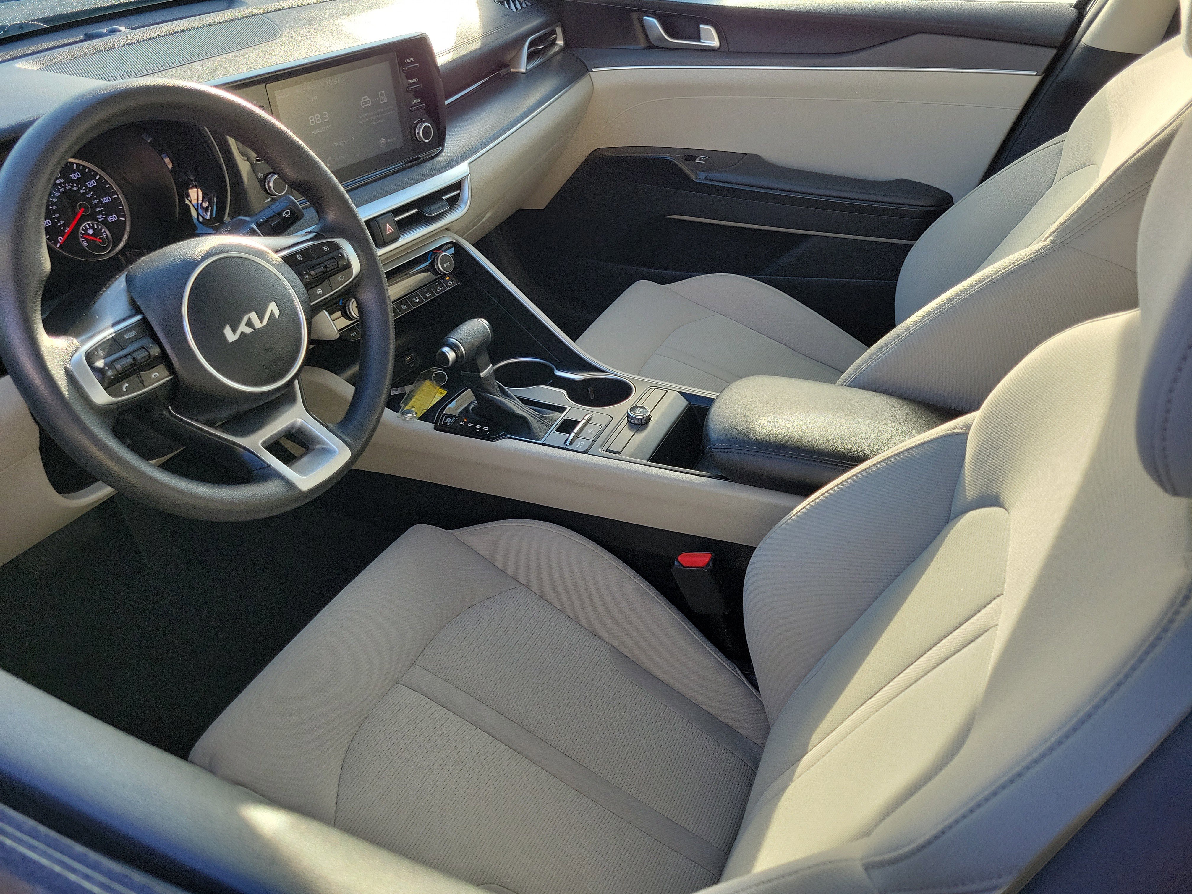 Used 2022 Kia K5 LXS image 4