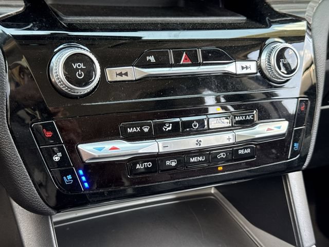 Certified 2024 Ford Explorer Limited AWD/4WD image 19