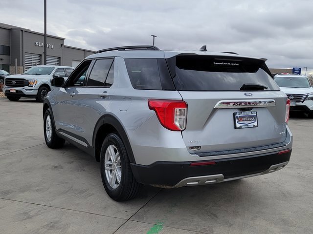 Certified 2024 Ford Explorer XLT w/ Equipment Group 202A image 3