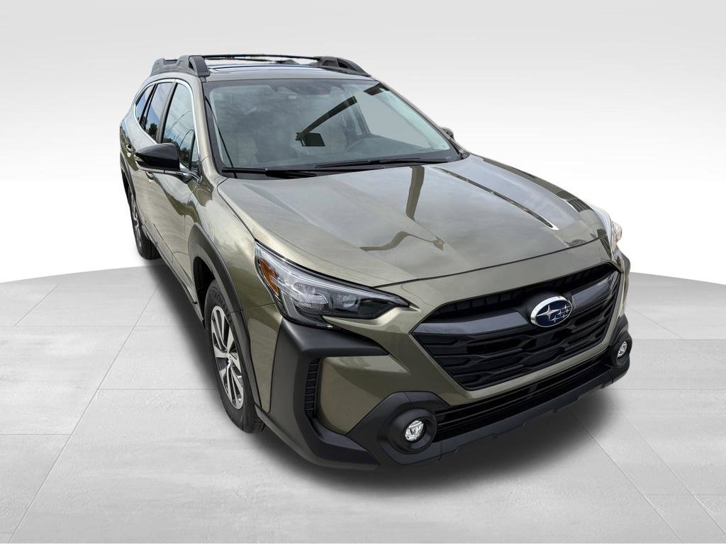 Used 2025 Subaru Outback Premium w/ Popular Package #1A AWD/4WD image 2