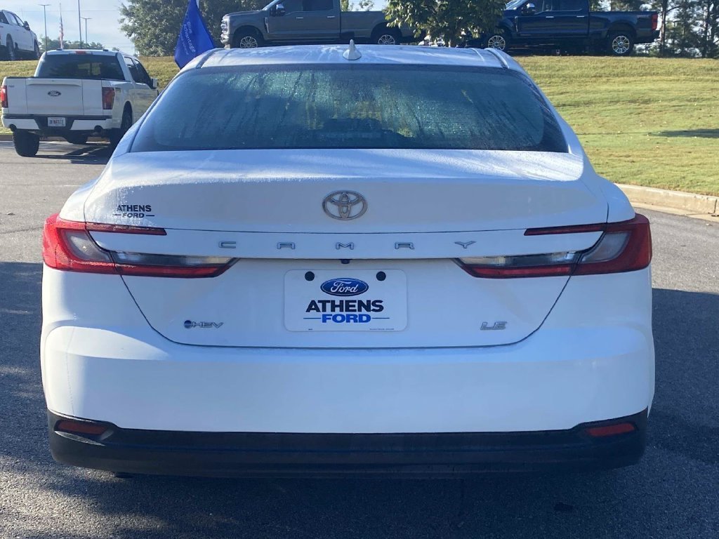 Used 2025 Toyota Camry LE FWD image 4