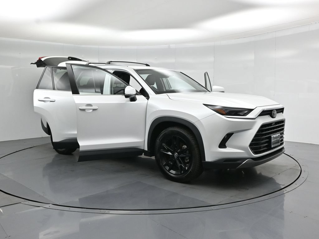 Used 2024 Toyota Grand Highlander AWD Hybrid image 30