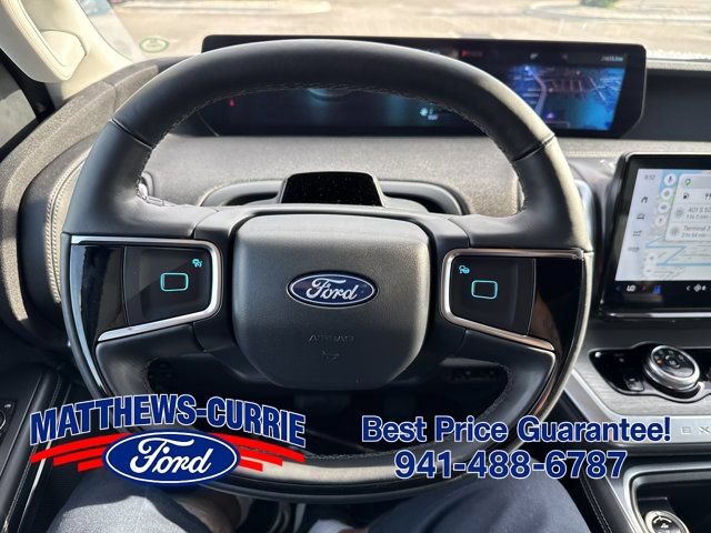 Certified 2025 Ford Expedition Platinum AWD/4WD image 19