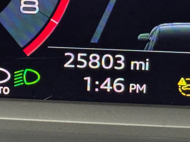 Used 2024 Audi Q3 2.0T Premium image 17