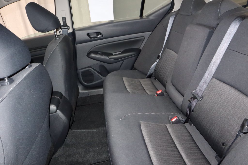 Used 2025 Nissan Altima 2.5 S FWD image 21