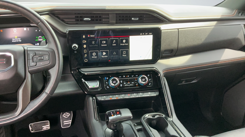 Used 2022 GMC Sierra 1500 AT4 w/ AT4 Premium Package AWD/4WD image 8