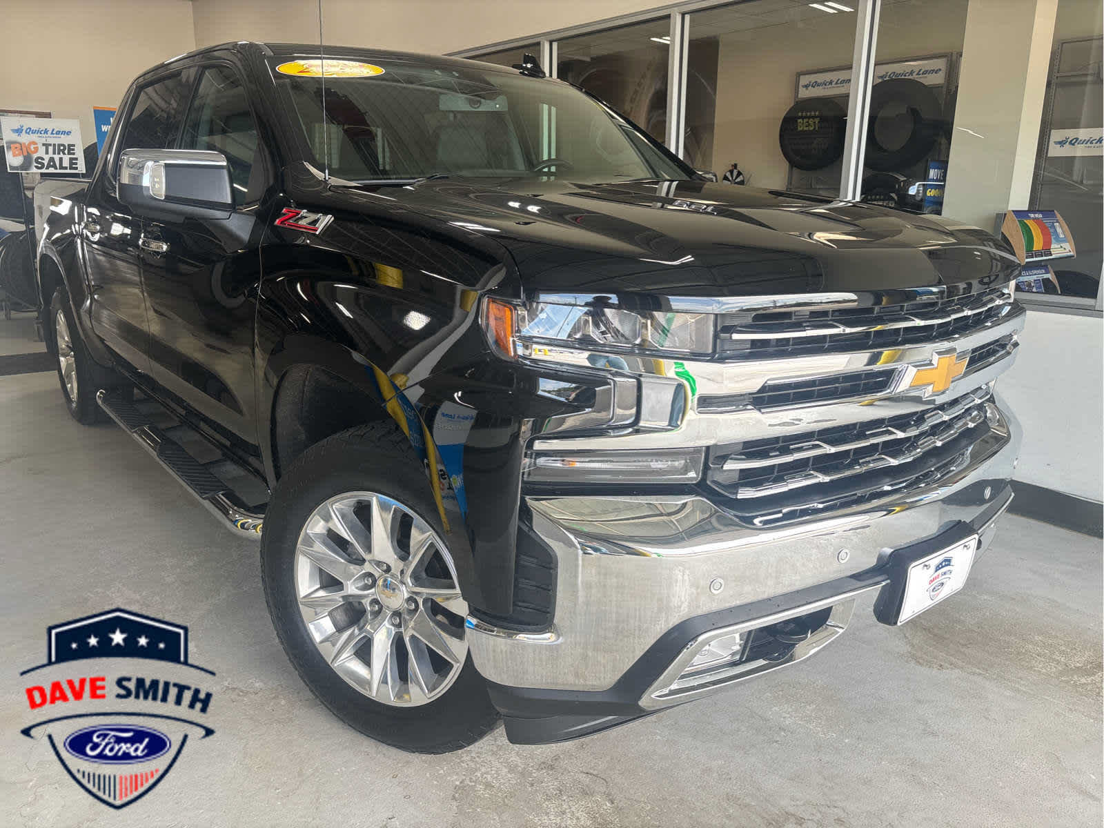 Used 2022 Chevrolet Silverado 1500 LTZ AWD/4WD image 2