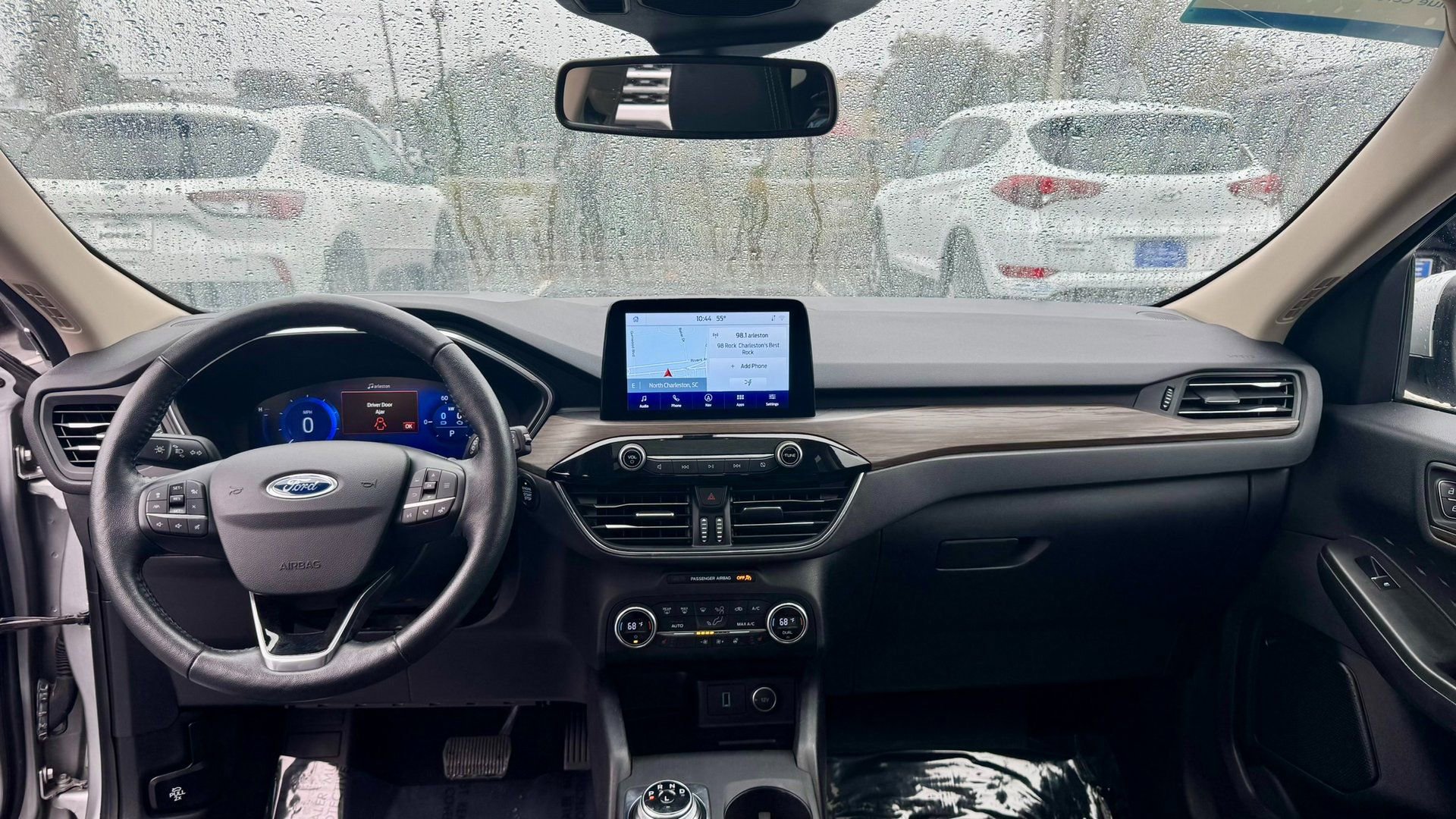 Certified 2020 Ford Escape Titanium w/ Titanium Premium Package 2.0 image 28