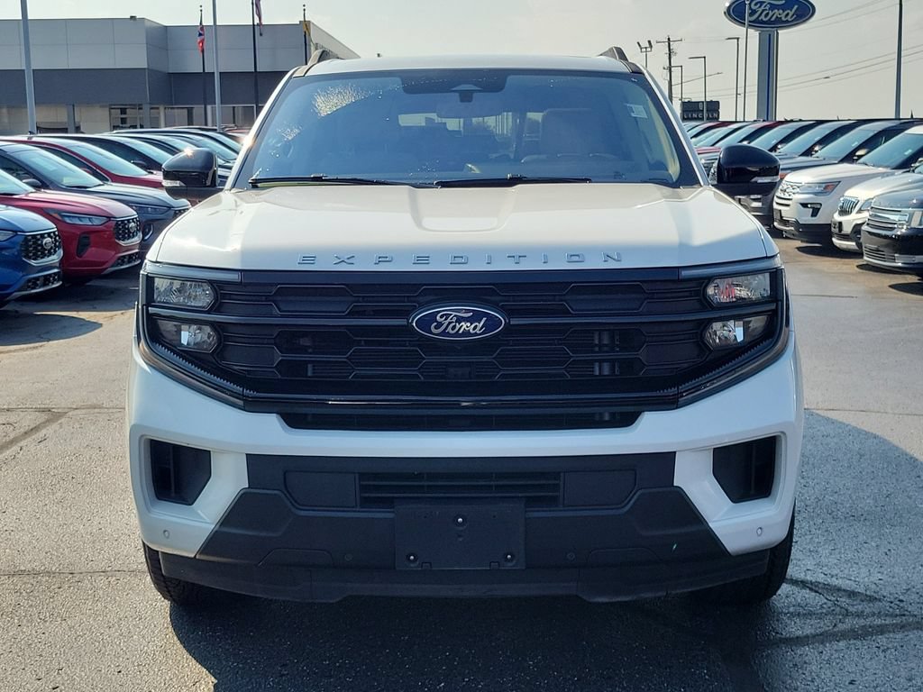 Certified 2025 Ford Expedition Max Active AWD/4WD image 2