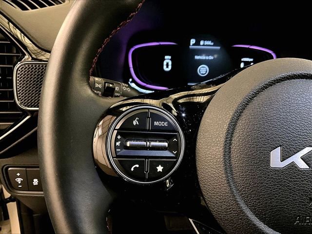 Used 2024 Kia Soul GT-Line w/ Option Group 020 FWD image 17
