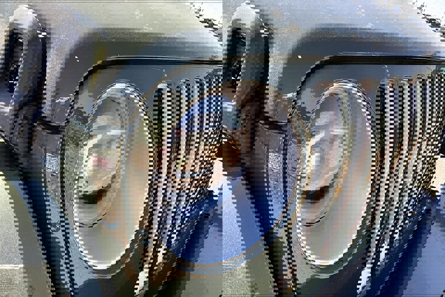 Used 2023 Jeep Gladiator Overland image 26