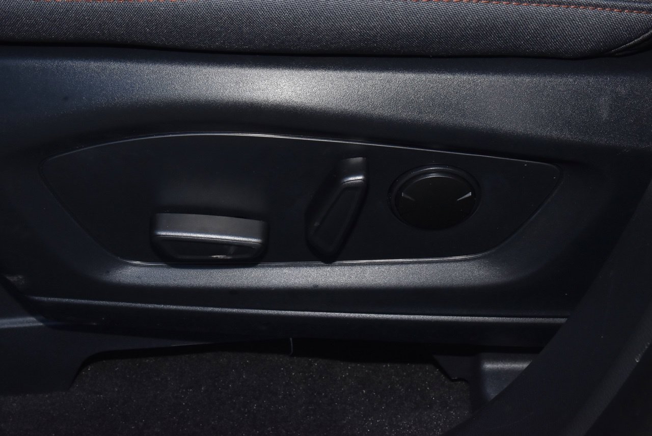 Certified 2026 Ford Explorer Active RWD image 34