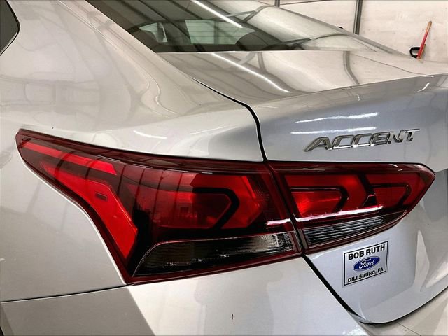 Used 2022 Hyundai Accent SEL FWD image 28