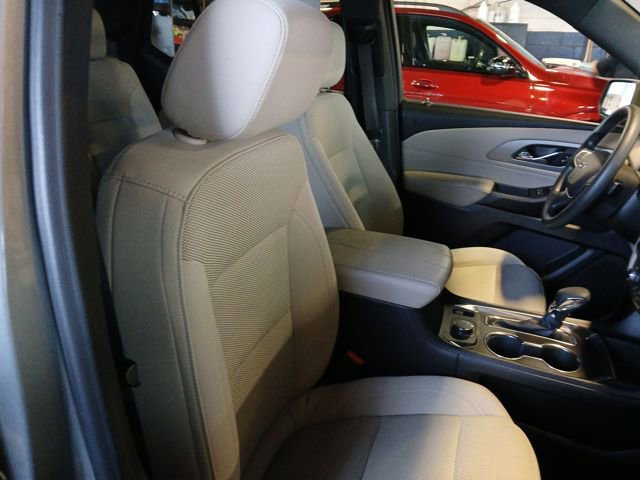 Used 2023 Chevrolet Traverse LS w/ Midnight/Sport Edition image 58
