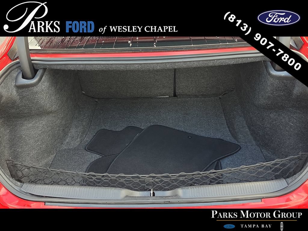 Used 2019 Dodge Charger SXT RWD image 9