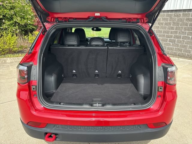 Used 2023 Jeep Compass Trailhawk AWD/4WD image 12