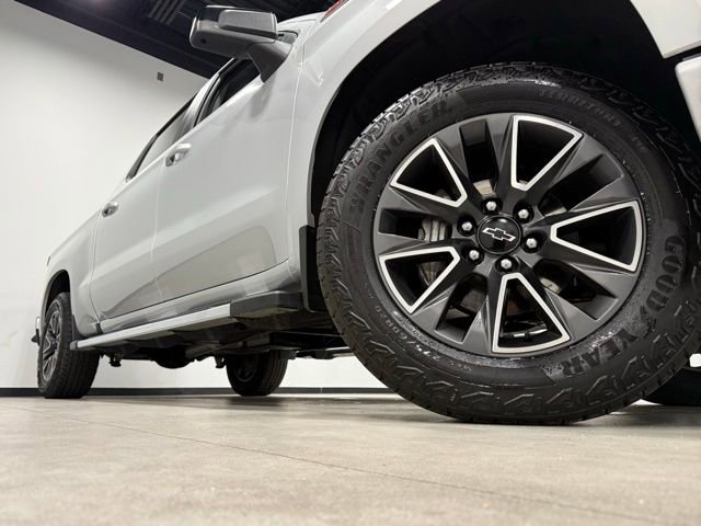 Used 2021 Chevrolet Silverado 1500 RST image 2
