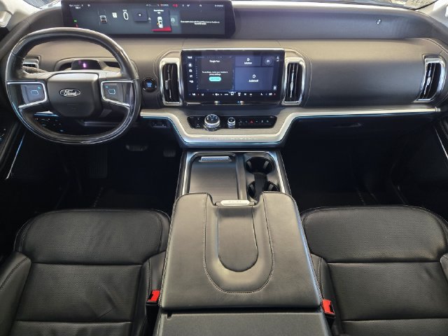 Certified 2025 Ford Expedition Platinum AWD/4WD image 29