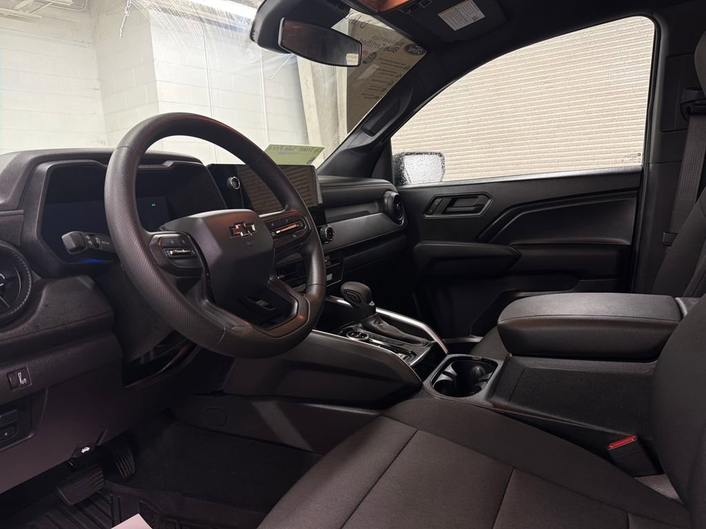 Used 2024 Chevrolet Colorado Trail Boss w/ Advanced Trailering Package image 6