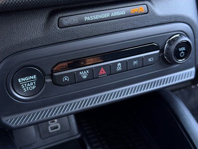 Certified 2025 Ford Bronco Sport Outer Banks w/ Outer Banks Tech Package+ AWD/4WD image 25