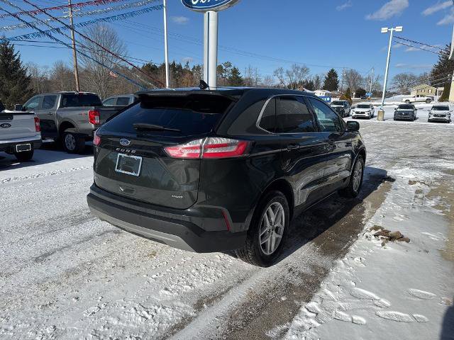 Certified 2023 Ford Edge SEL image 3